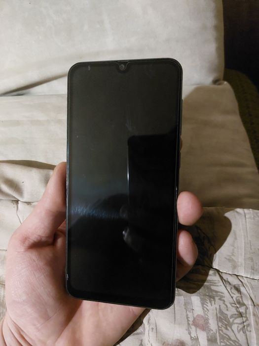 Samsung A50 продам или обмен