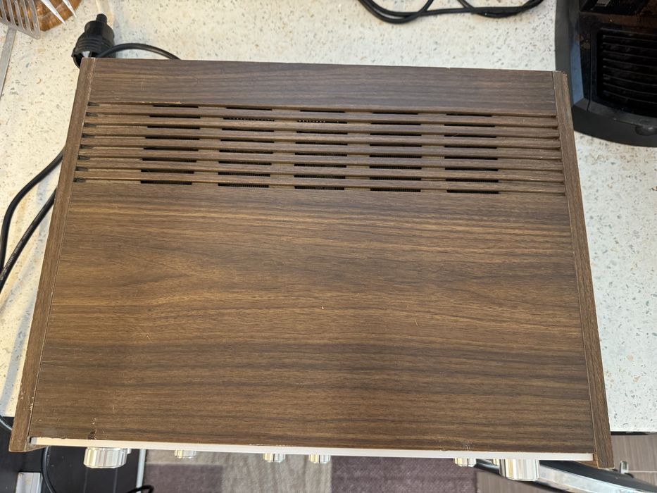 Sony STR-7025 стерео