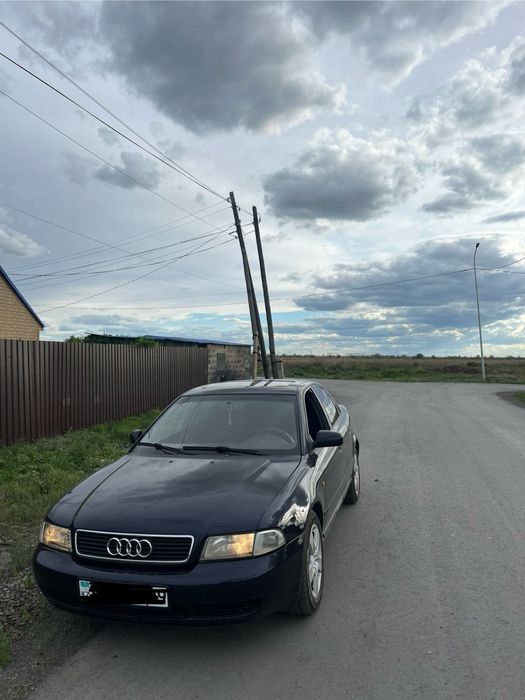 Audi A4,1999 года,1,8