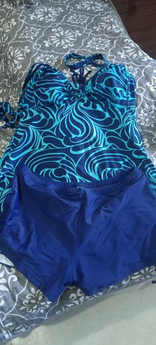 Продам купальники