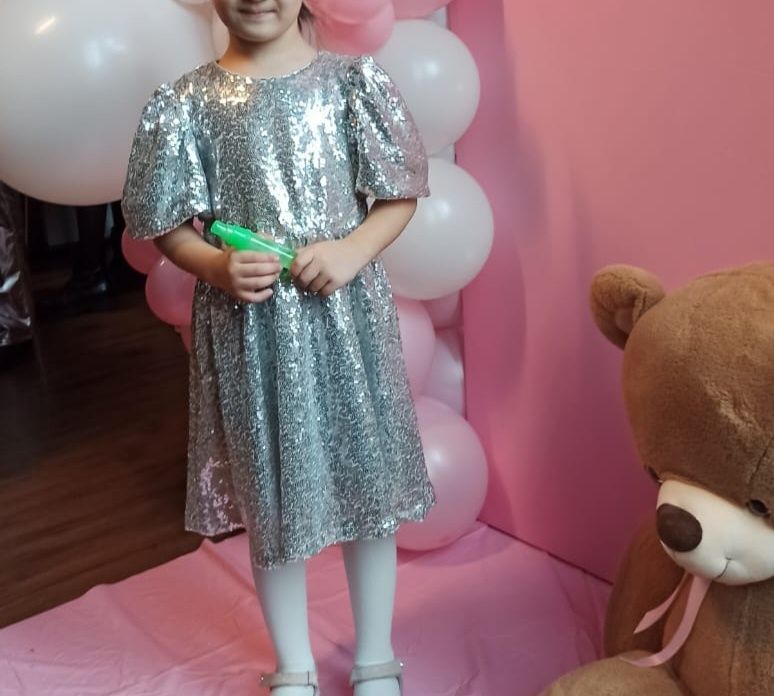 Платье для девочек на 5-6 лет