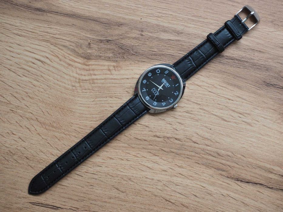 Ceas bărbătesc mecanic sovietic „Cosmos” 39 mm