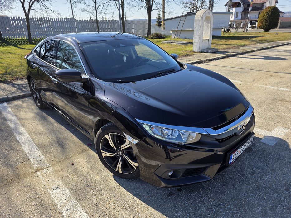 Honda Civic Sedan 10th 4D 1.5T MT Elegance