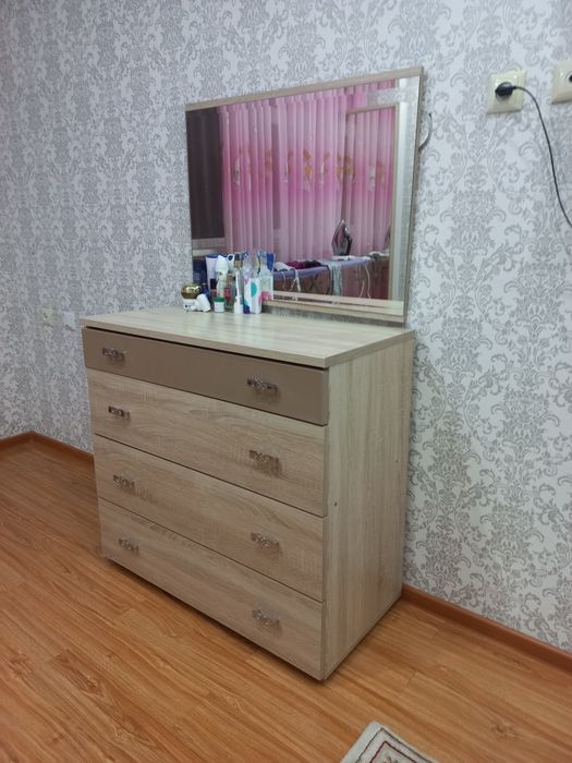 Продаётся спальный гарнитур