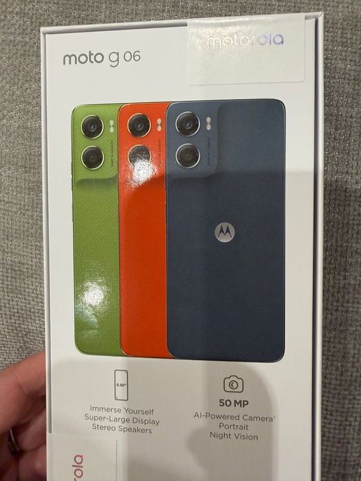 Телефон Moto go6