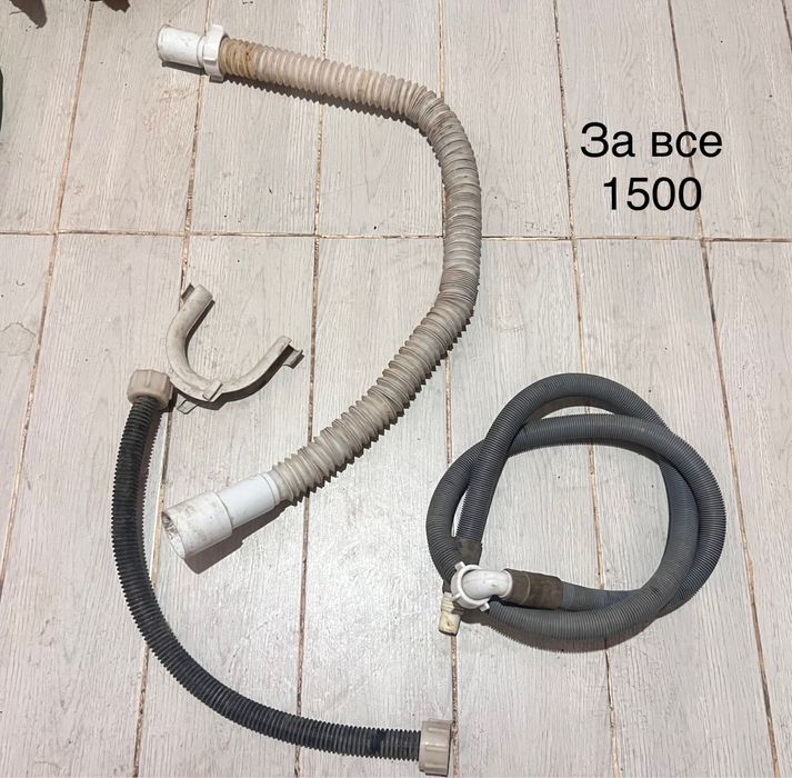 Арматура унитаза крепление бачка