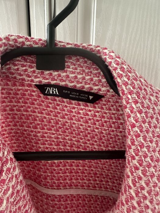 Късо дамско сако ZARA