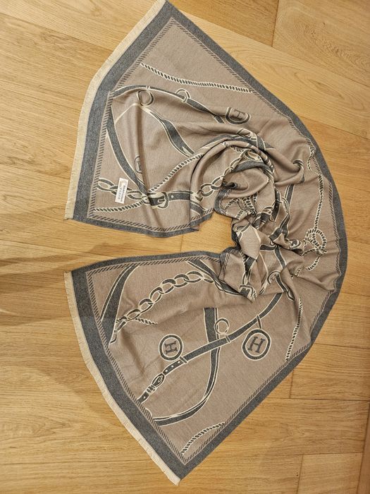 HERMES шал -наметка кашмир