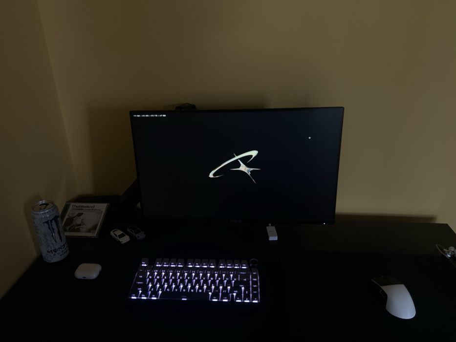 Гейминг Монитор Asus 165hz 24 инча