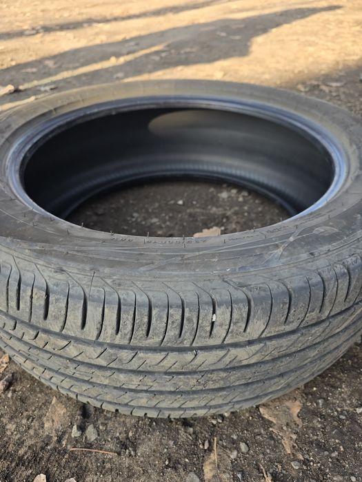 Резина летняя 235/50/R19
