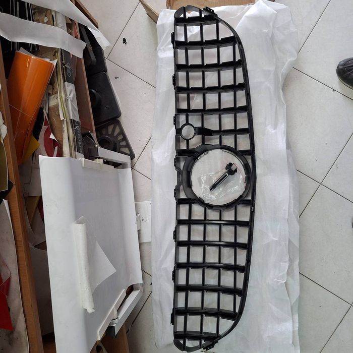 Предна решетка gt за мерцедес s s63 coupe w217e