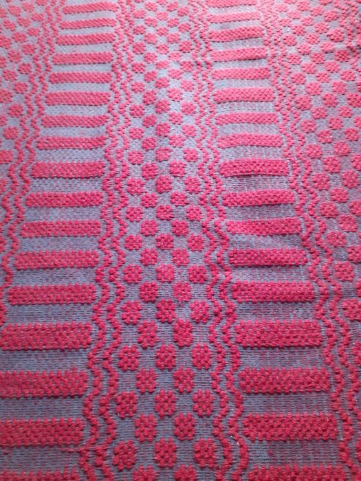 Стари килими и пътеки