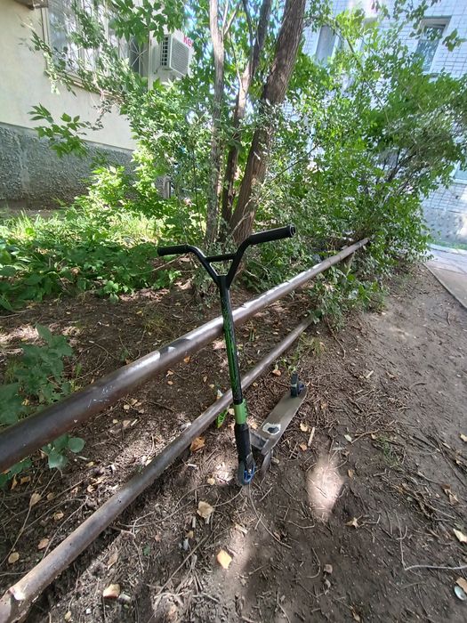 Самокат трюковой продам