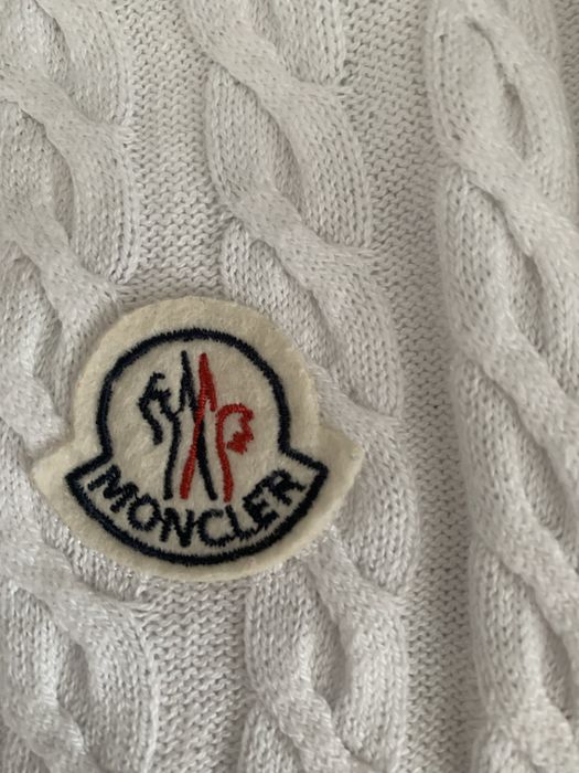 Pulover Moncler