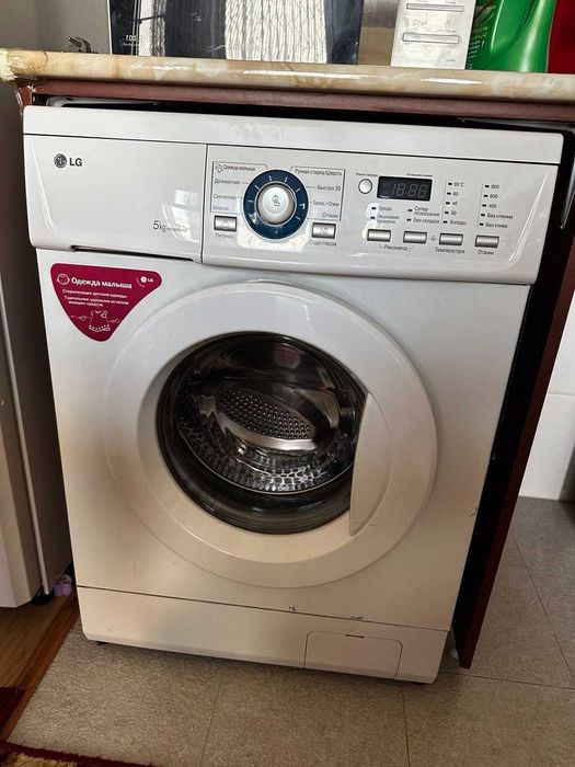 Продаётся стиральная машина LG 5 кг