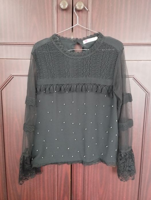 Женская кофта черного цвета