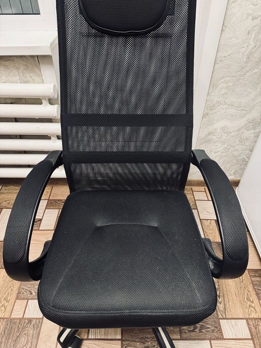 Компьютерное кресло