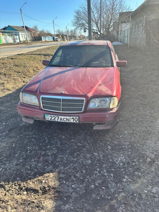 Продам Мерс с 180