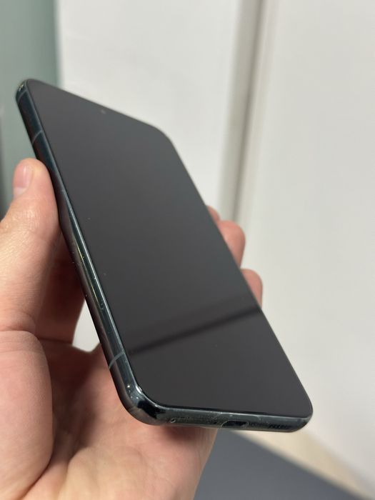 Samsung s22 в идеальном состоянии