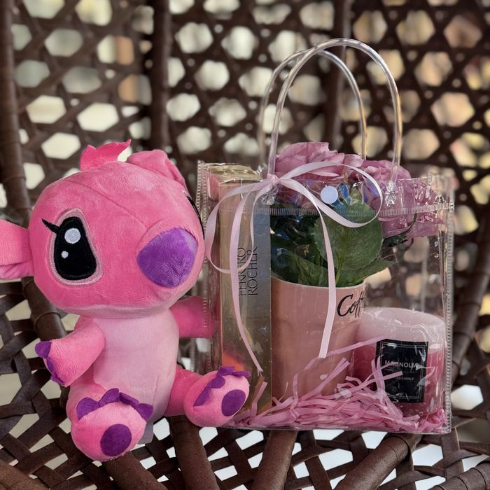 set cadou stitch roz