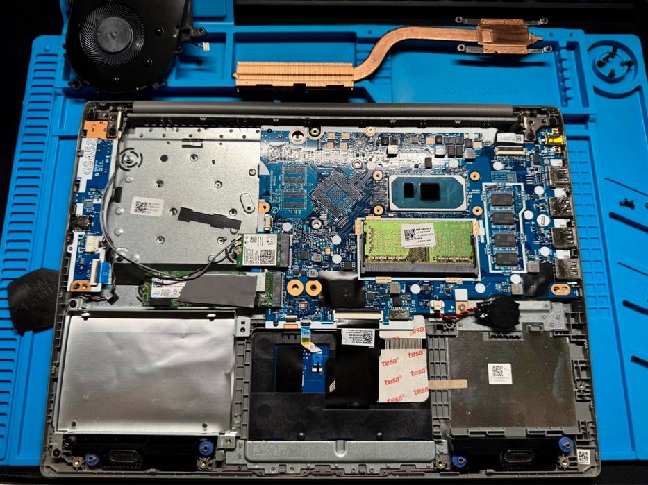 Asamblare/Reparații pentru PC-uri, Laptopuri și Console