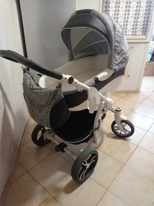 Бебешка количка Торино 2в1