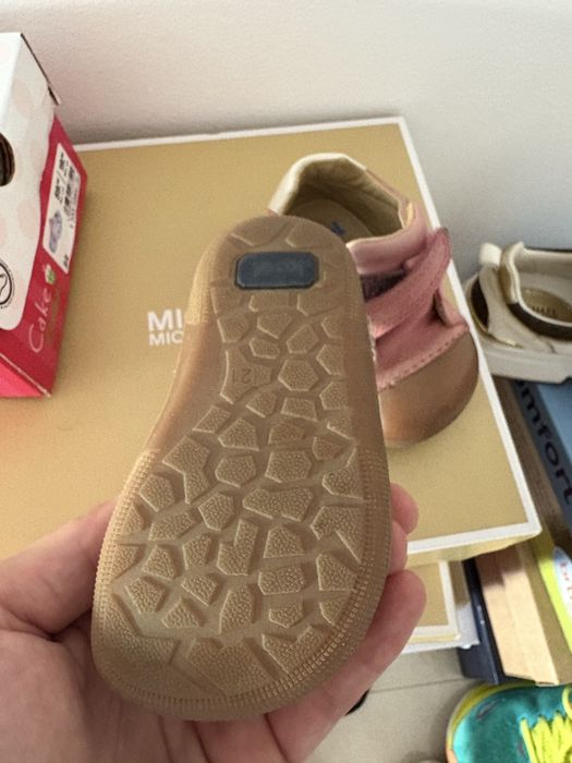 Papucei barefoot pentru marimea 21