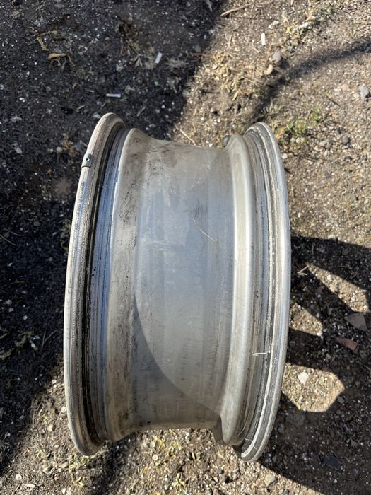 Продам комплект дисков R17