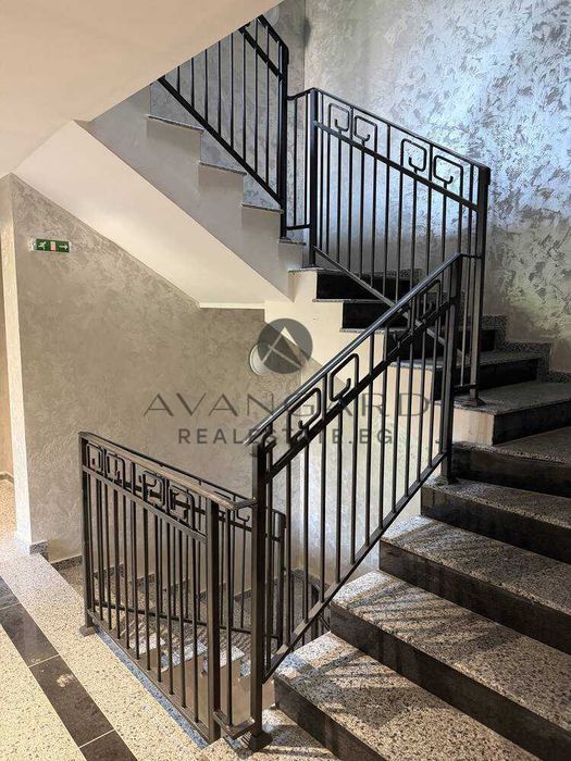 Продава се Двустаен апартамент в Пловдив, Кючук Париж - 61 кв.м за 1853 €/кв.м - Снимка #6