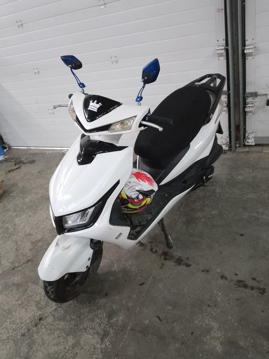 Продам мопед скутер 150 куб