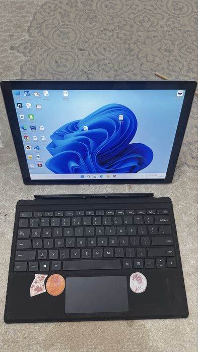 Ноутбук Microsoft Surface 7 pro