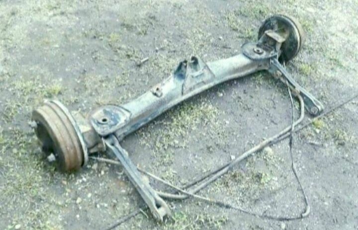 Vand punte axa Dacia 1310