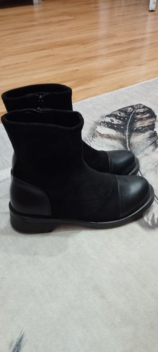 Боти от кожа и велур