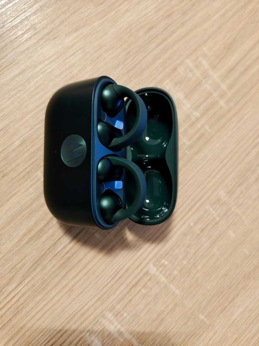 VAND CASTI NOI , bluetooth stereo Moto Buds Loop