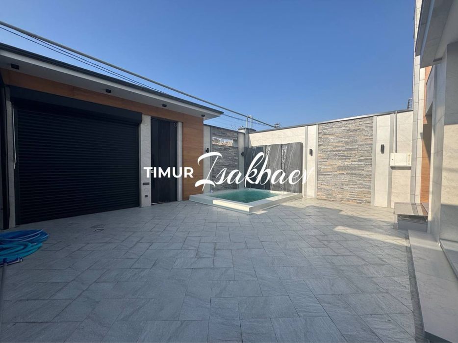 Продам Новый ЕвроДом Hi Tech ул.Циолковского 2 сотки