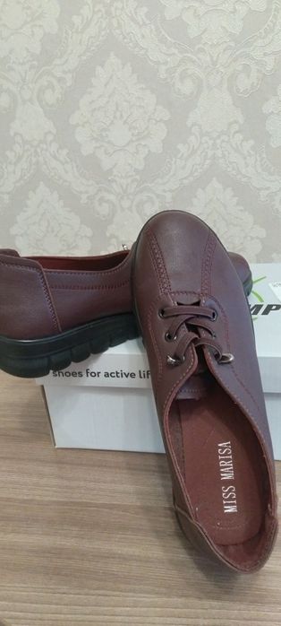 Продаётся женская обувь