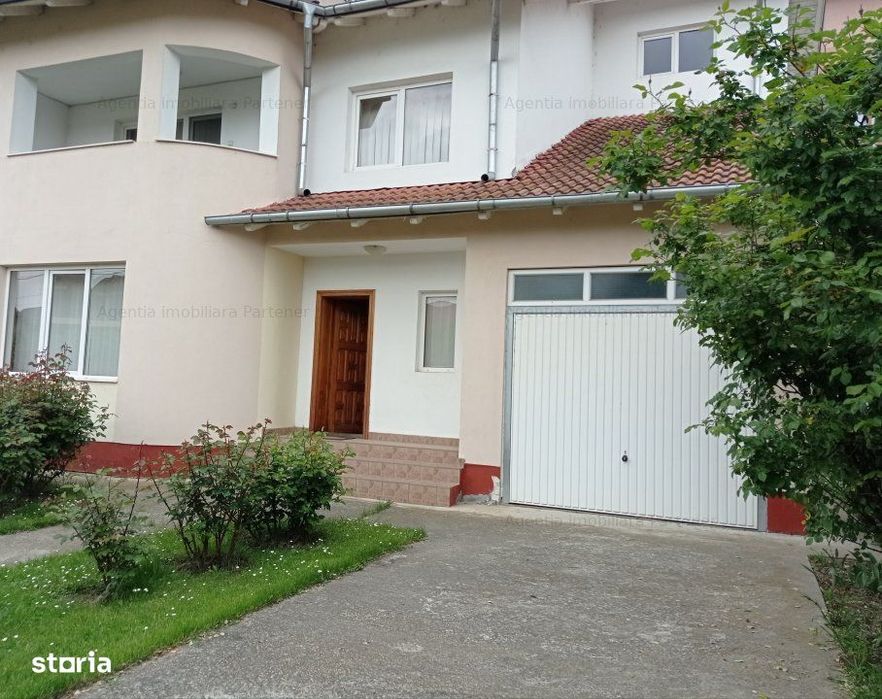 casa / vila Gavana 3 , mobilata / utilata , finisaje clasice !