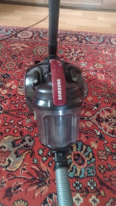 Продам пылесос Самсунг