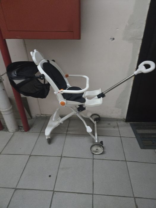 Продам коляску прогулочную
