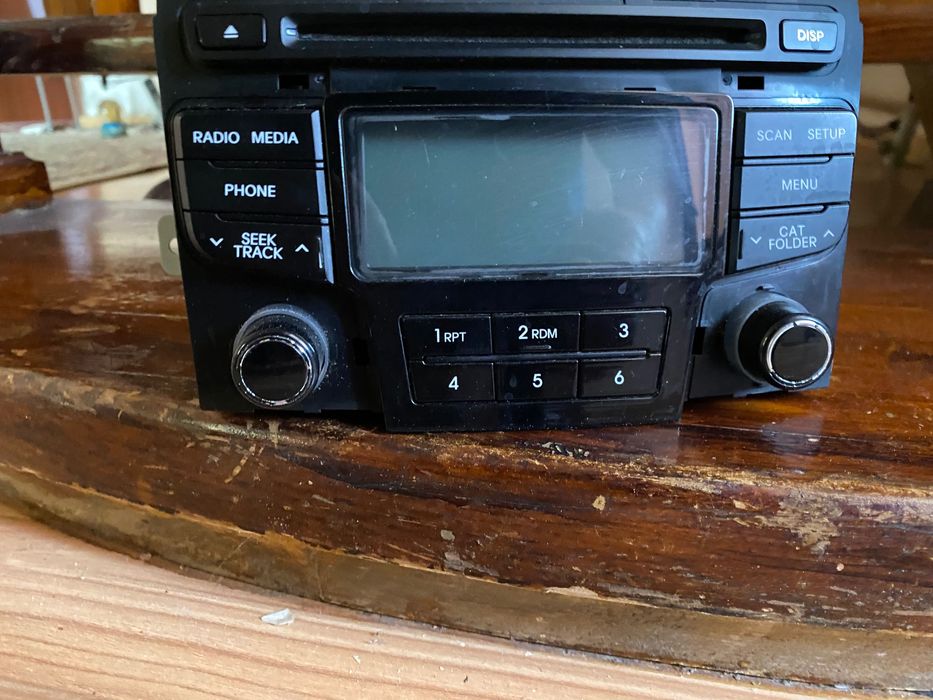 Магнитола Хюндай 2013года