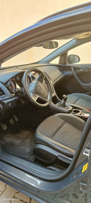 Opel Astra J Sports Tourer