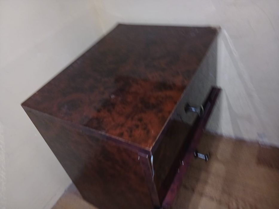 Тумбочка 3000 тенге