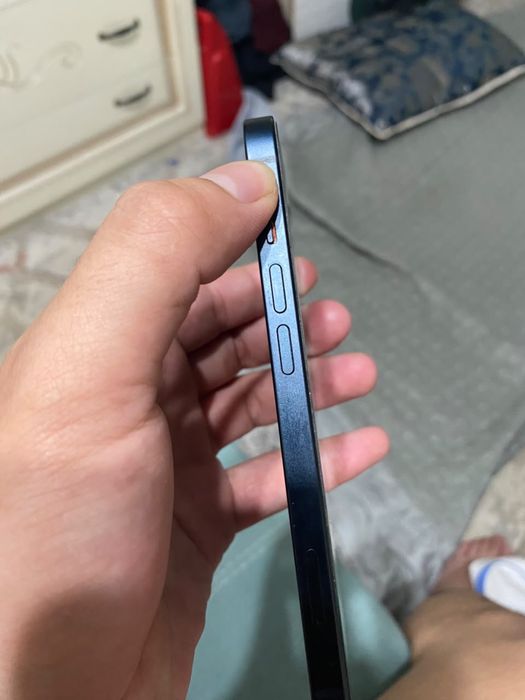 iPhone 13 еш жери ауыспаган