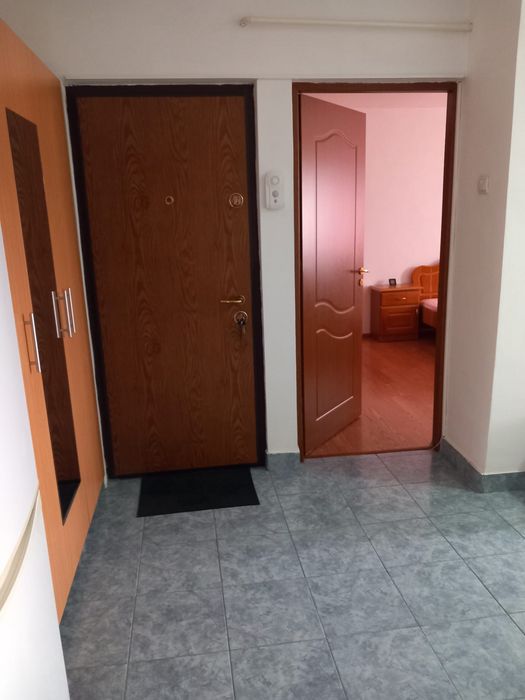 Apartament de închiriat