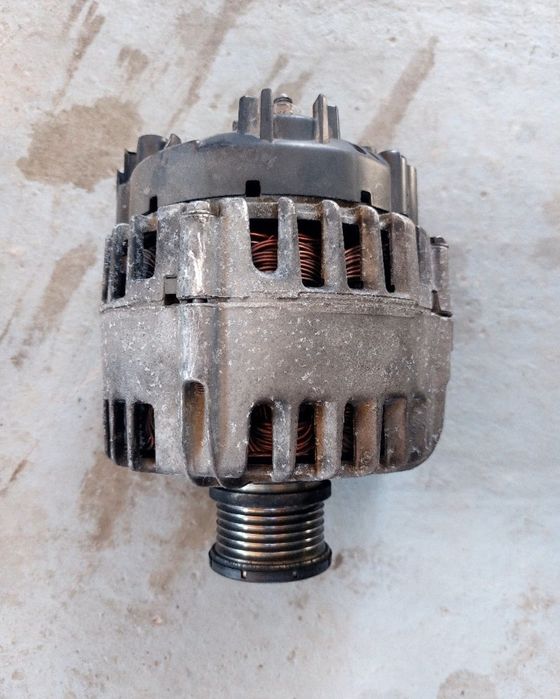 Alternator AUDI A4 B8 2.0 TDI 2008-2012 cod 03G 903 1016 G
