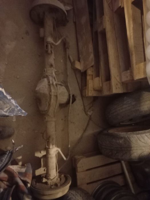 Продам задний мост от Волги .