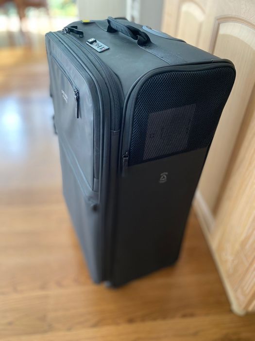 Голям куфар Delsey Paris