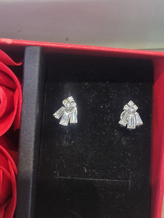Золотые серёжки..