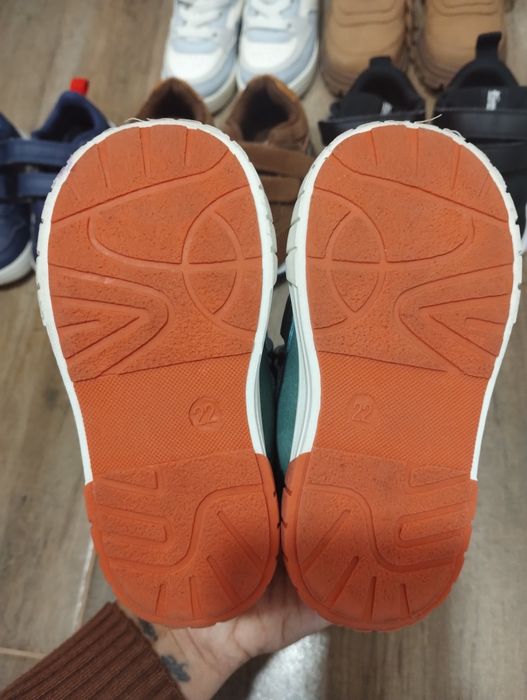 Детски маратонки и боти