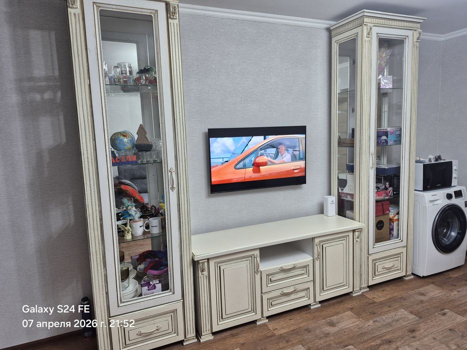 Продам стенку для зала